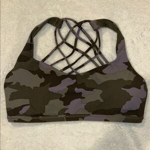 lululemon athletica Gray & Green Camo Strappy Sports Bra